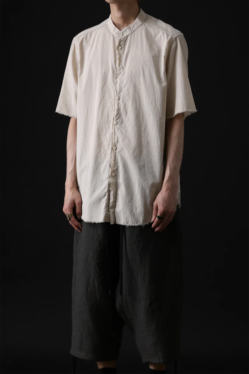 daub DYEING MINIMAL SS SHIRT / ORGANIC COTTON (SAND) - Image 17
