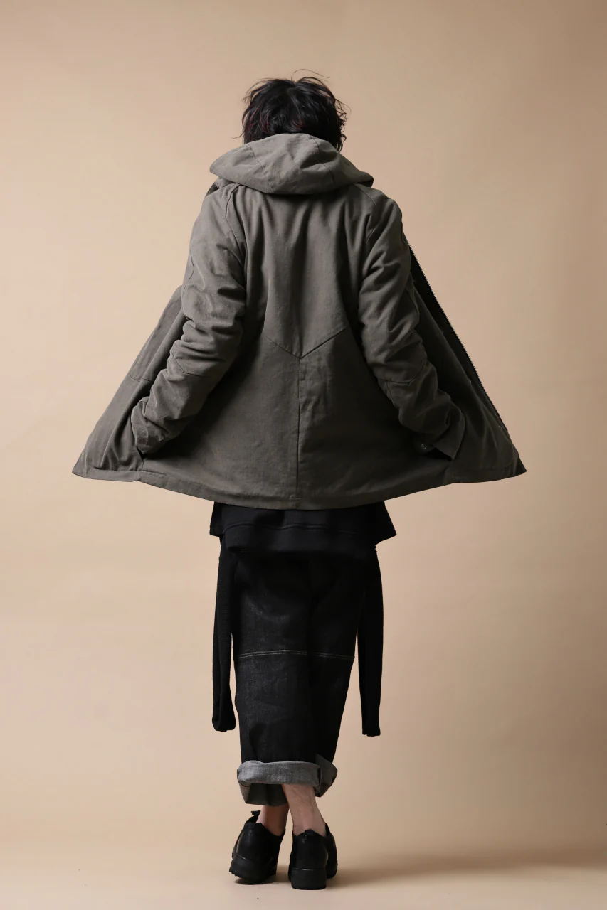 daub PADDED MT-HOOD JACKET / SOFT COTTON TWILL (KHAKI GREY) - Image 39