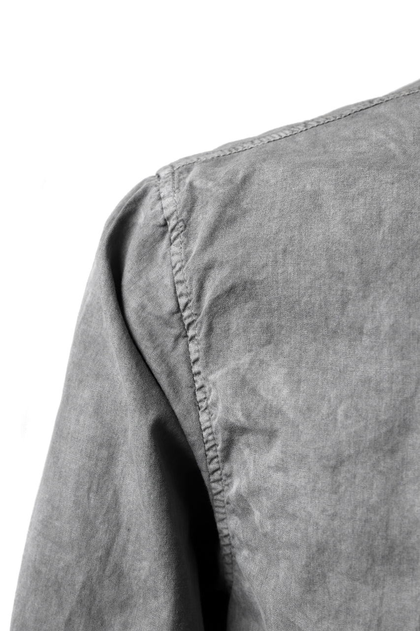 daub PLAIN COLLAR SHIRT / COLD DYED ORGANIC COTTON (GREY) - Image 9