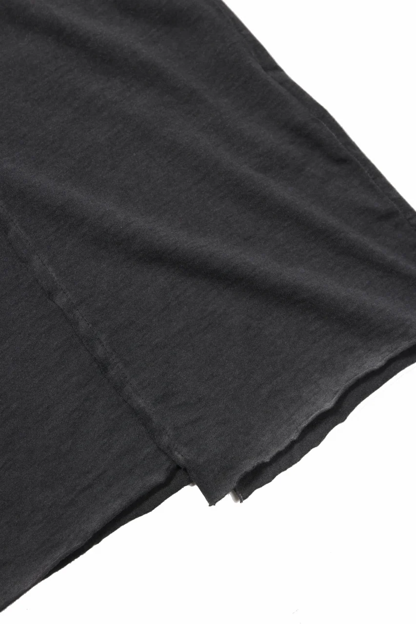 daub SIDE PANEL OVER T-SHIRT WITH POCKET / DYED LIGHT JERSEY (OFF BLACK) - Image 6