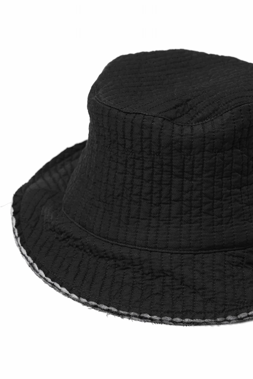 daub SOFT BUCKET HAT / PADDED FABRIC (BLACK) - Image 7