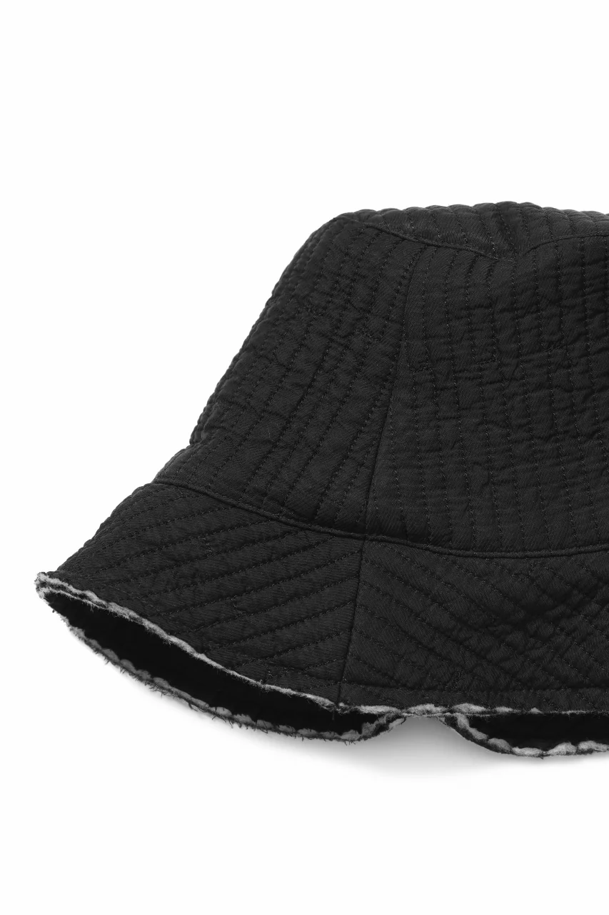 daub SOFT BUCKET HAT / PADDED FABRIC (BLACK) - Image 9