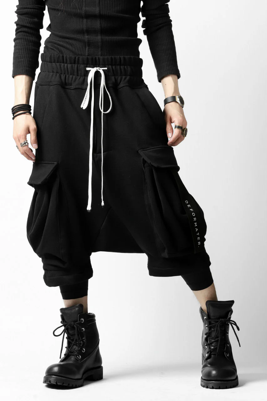 DEFORMATER.® HANGING DROP CROTCH CARGO SHORTS / COTTON SWEAT (BLACK) - Image 3