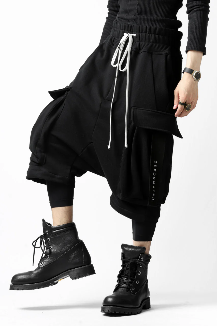 DEFORMATER.® HANGING DROP CROTCH CARGO SHORTS / COTTON SWEAT (BLACK) - Image 4