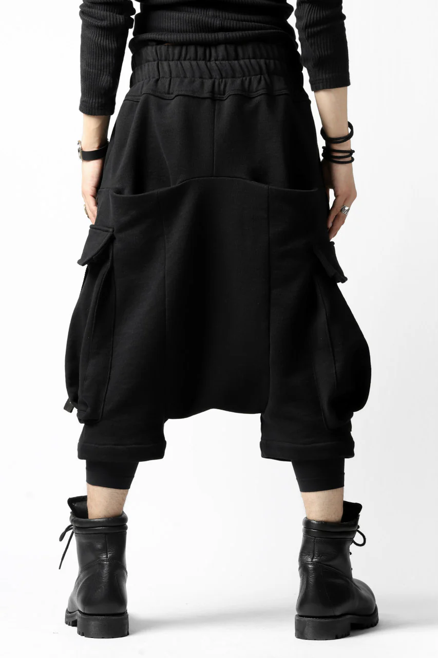 DEFORMATER.® HANGING DROP CROTCH CARGO SHORTS / COTTON SWEAT (BLACK) - Image 9