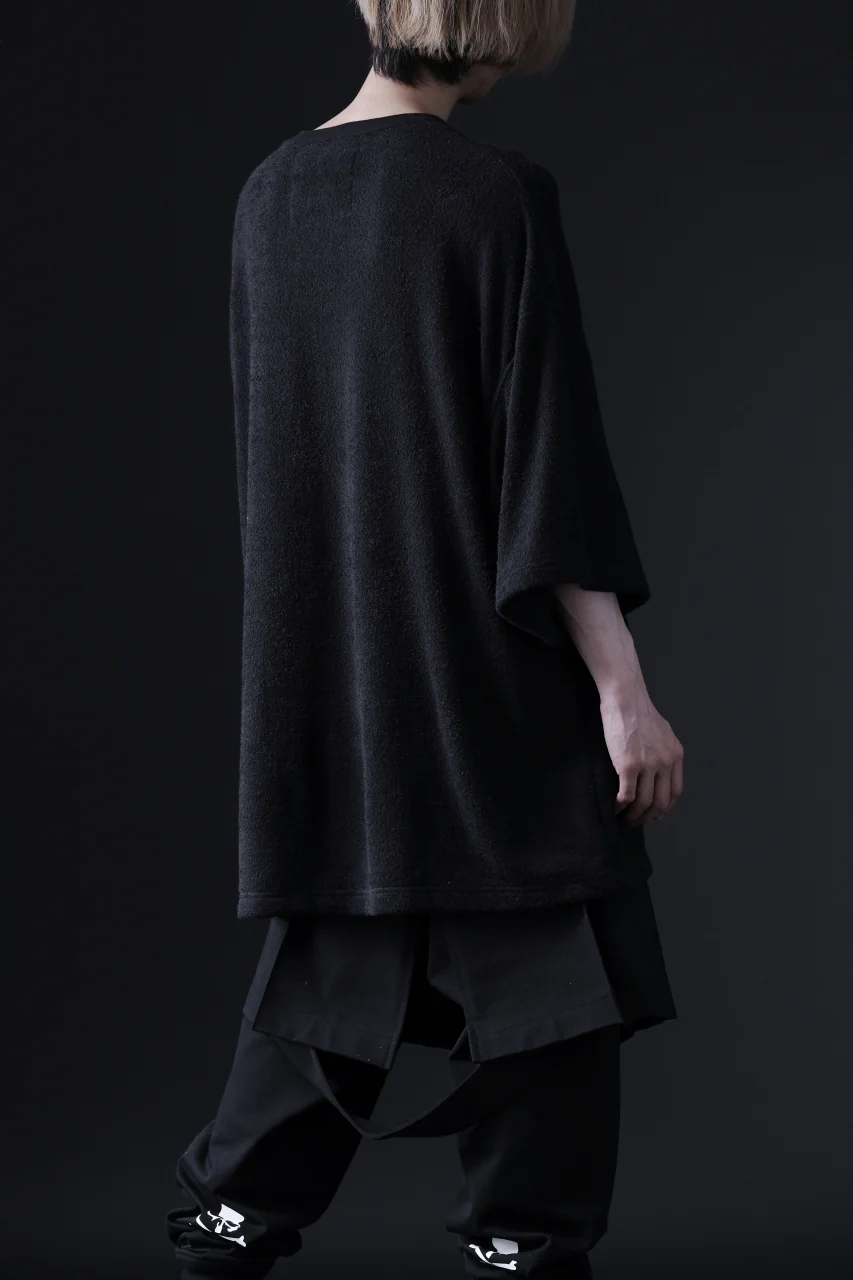 DEFORMATER.® OVER SIZED TOPS / DOUBLE SIDED SOFT PILE (BLACK) - Image 11