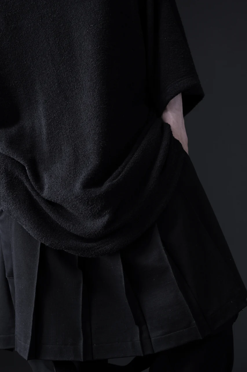DEFORMATER.® OVER SIZED TOPS / DOUBLE SIDED SOFT PILE (BLACK) - Image 24