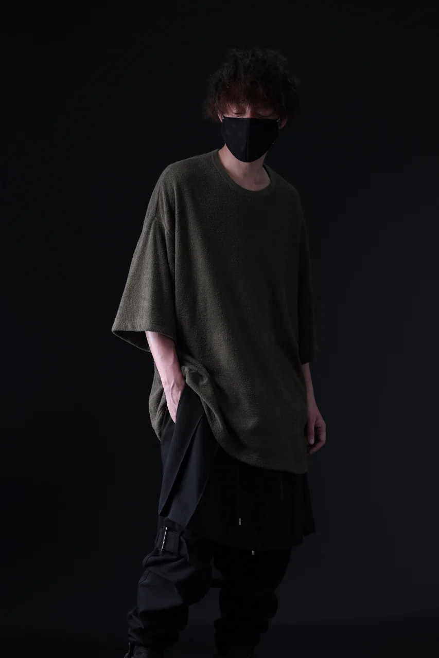 DEFORMATER.® OVER SIZED TOPS / DOUBLE SIDED SOFT PILE (KHAKI) - Image 22