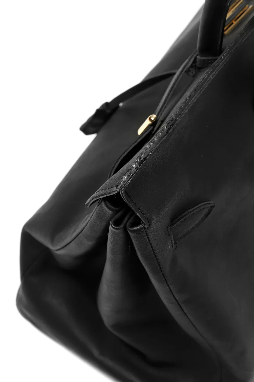DEFORMATER.® TRAVEL BAG / SMOOTH COWHIDE (BLACK / GOLD PARTS) - Image 14
