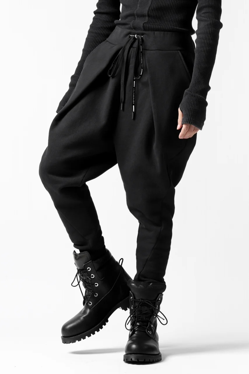 DEFORMATER.® FOLDING TUCK JOGGER PANTS / FLEECY HEAT COTTON (BLACK) - Image 2
