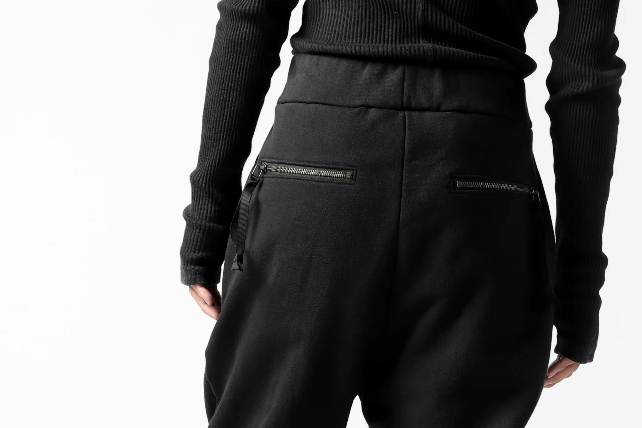 DEFORMATER.® FOLDING TUCK JOGGER PANTS / FLEECY HEAT COTTON (BLACK) - Image 37