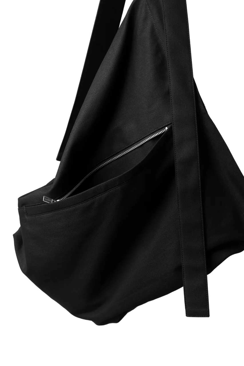 discord Yohji Yamamoto COTTON CANVAS TRIANGLE MEDIUM SHOULDER BAG (BLACK) - Image 7