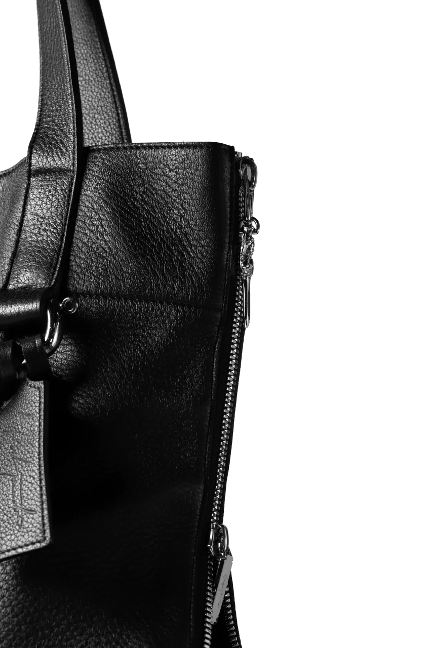 discord Yohji Yamamoto DEER SHRINK SKIN SIDE ZIPPED TOTE BAG (BLACK) - Image 11