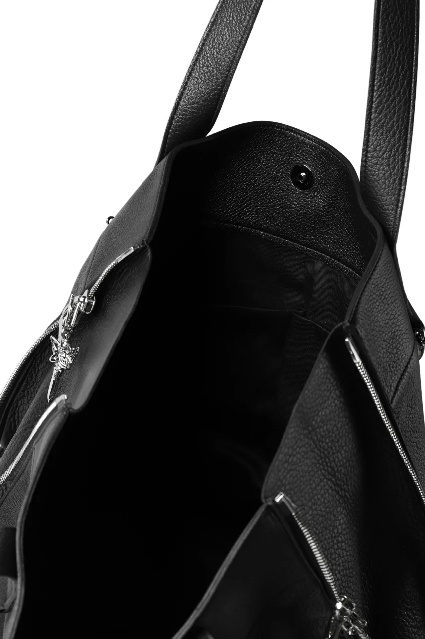 discord Yohji Yamamoto DEER SHRINK SKIN SIDE ZIPPED TOTE BAG (BLACK) - Image 23