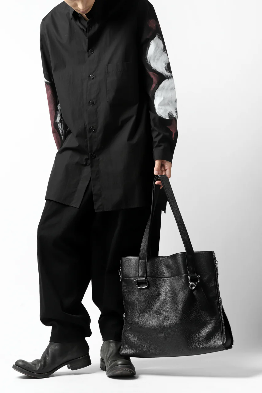 discord Yohji Yamamoto DEER SHRINK SKIN SIDE ZIPPED TOTE BAG (BLACK) - Image 33