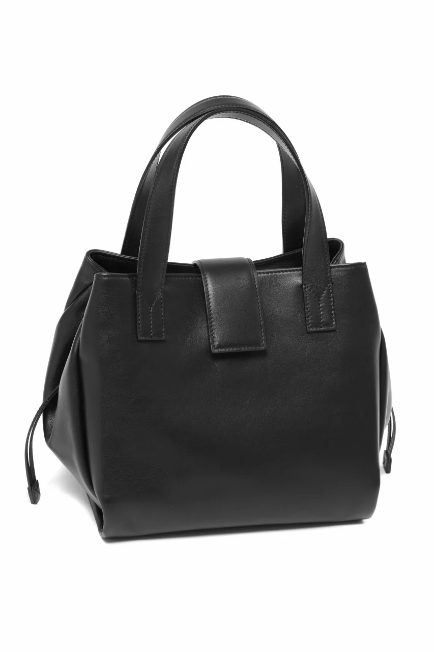 discord Yohji Yamamoto Gusset Diaphragm Tote Bag (M) / Smooth Cow Leather (BLACK) - Image 5