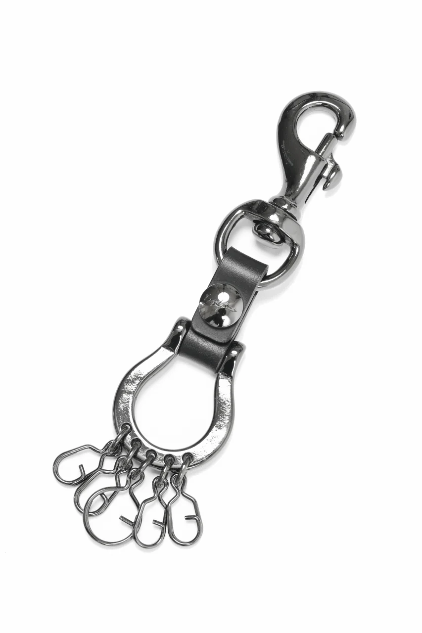 discord Yohji Yamamoto Horseshoe Keyring / Brass + Cow Skin Leather (BLACK) - Image 2