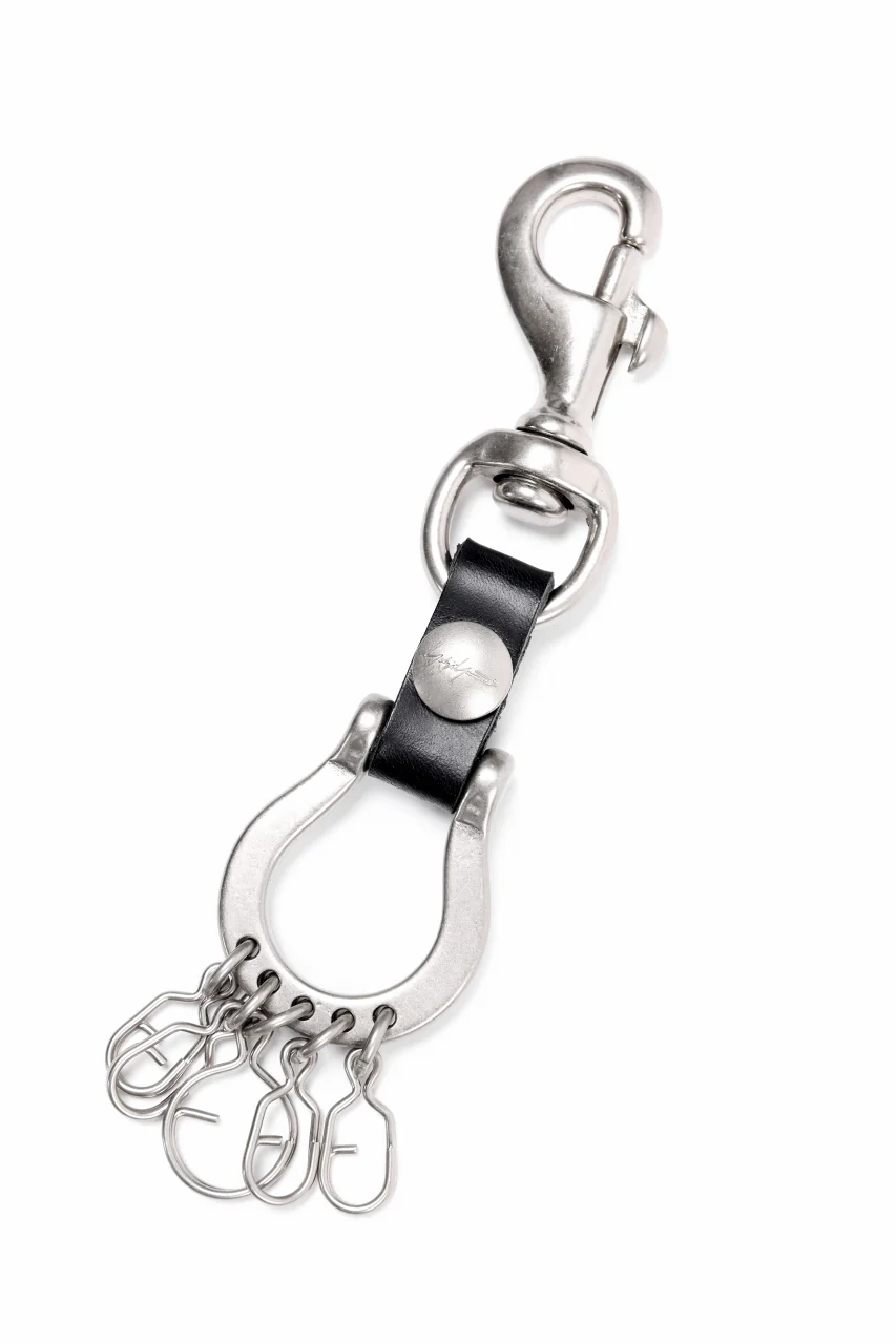 discord Yohji Yamamoto Horseshoe Keyring / Brass + Cow Skin Leather (SILVER) - Image 2