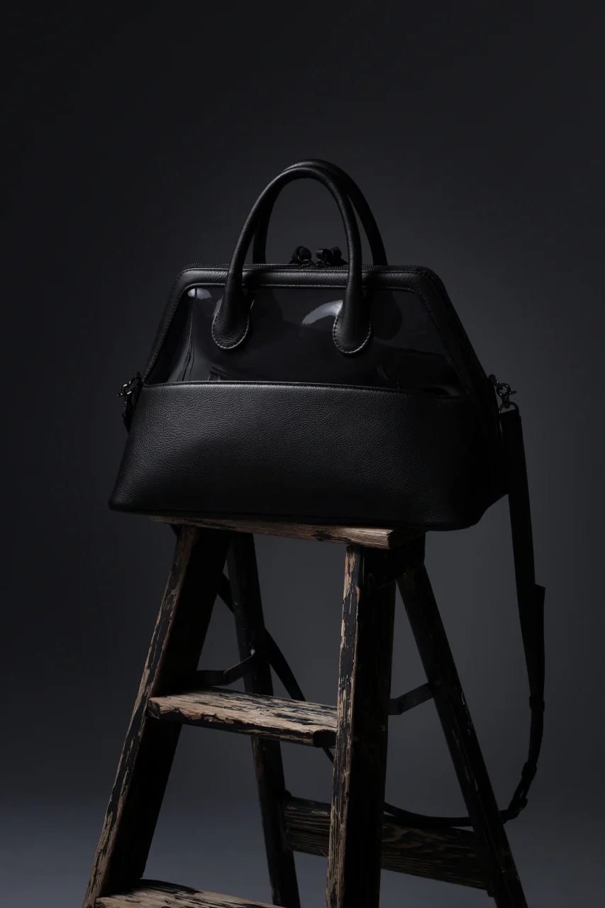 discord Yohji Yamamoto PVC SHOULDER BAG / SHRINK COW LEATHER (BLACK) - Image 17