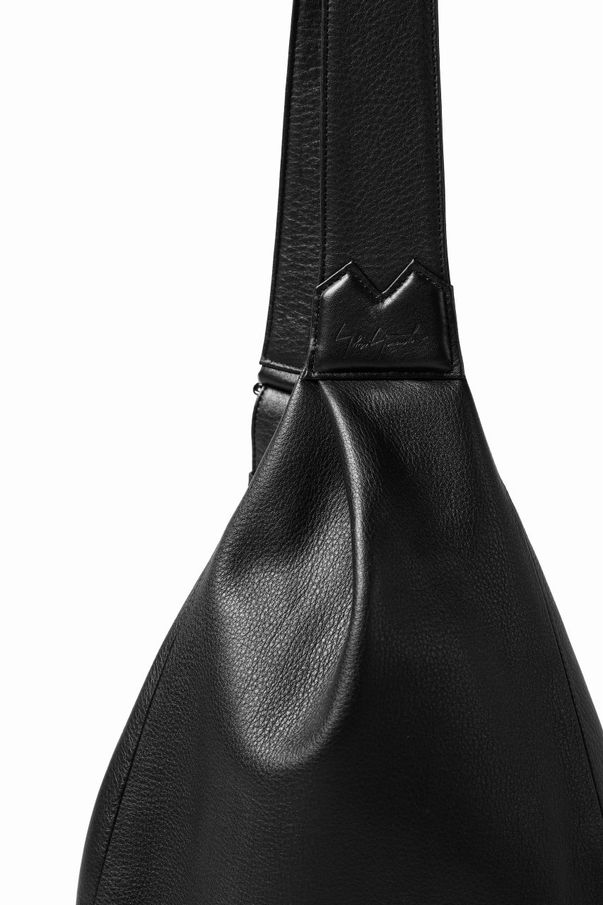 discord Yohji Yamamoto TUCK ONE SHOULDER BAG / NATURAL SHRINK CALF LEATHER (BLACK) - Image 6