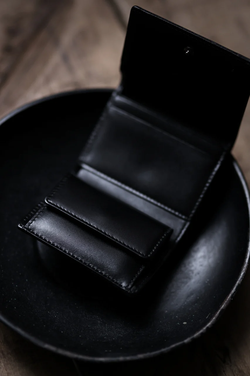 discord Yohji Yamamoto Tri Folded Compact Wallet / Smooth Cow Skin Leather (BLACK) - Image 17