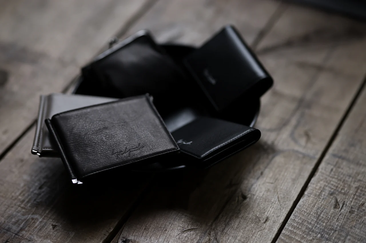 discord Yohji Yamamoto Tri Folded Compact Wallet / Smooth Cow Skin Leather (BLACK) - Image 31