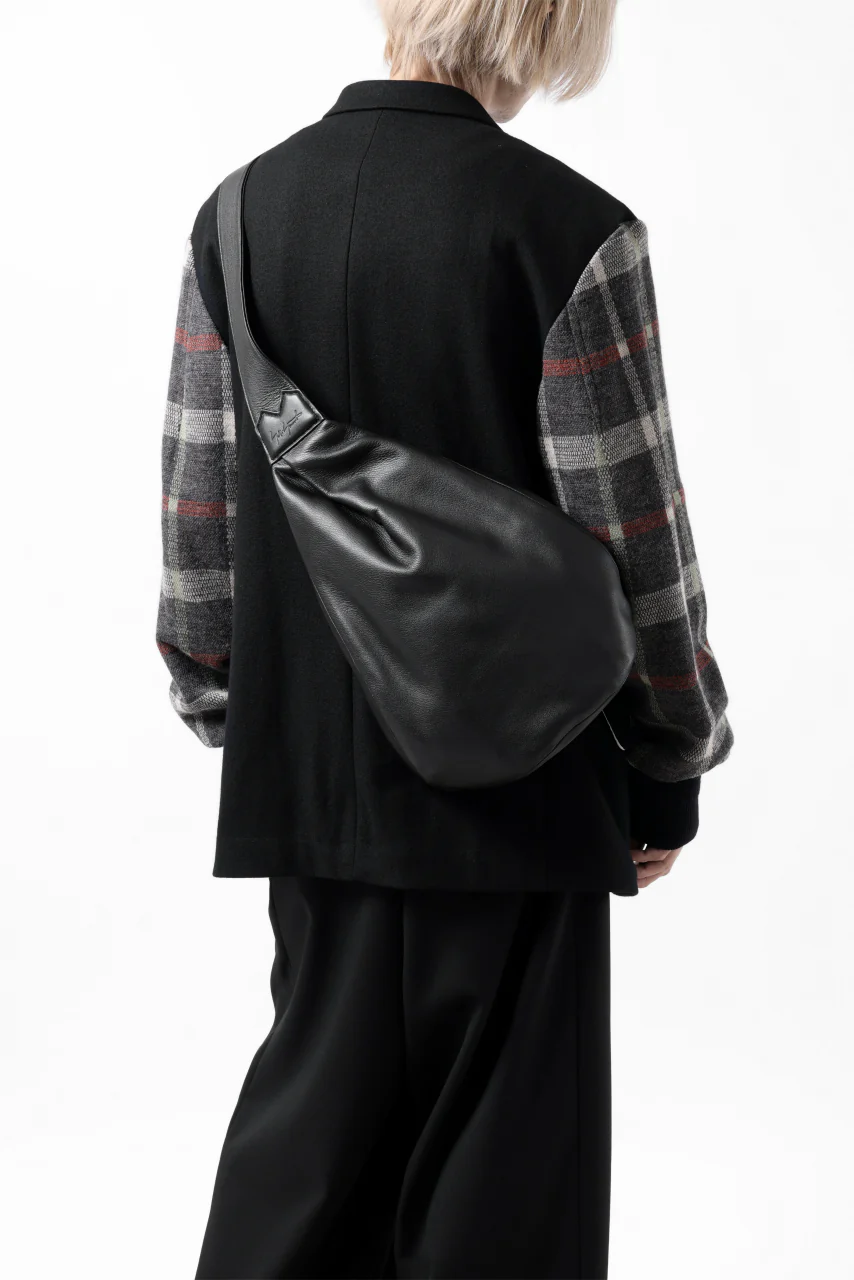 discord Yohji Yamamoto Y Body Bag M / Soft Shrink Cow Leather (BLACK) - Image 19