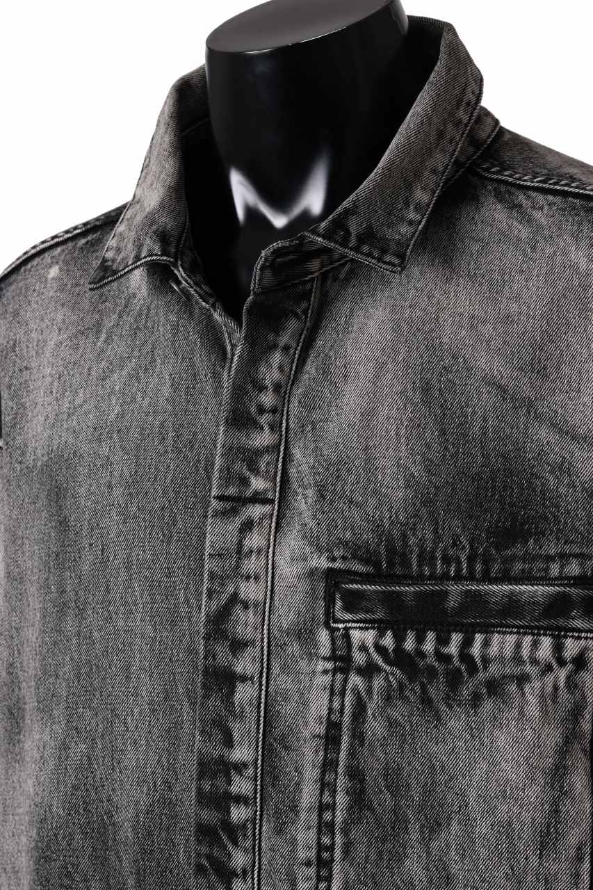 entire studios HERCULEAN DENIM SHIRT JACKET (CHARGRILL) - Image 16