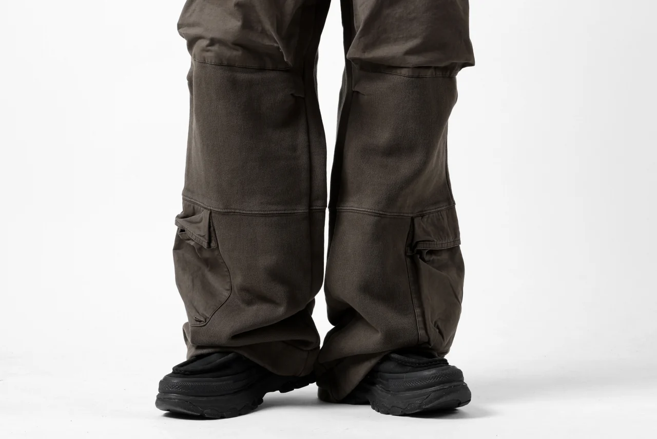 entire studios UTILITY CARGO SWEAT PANTS (BRUNETTE) - Image 30