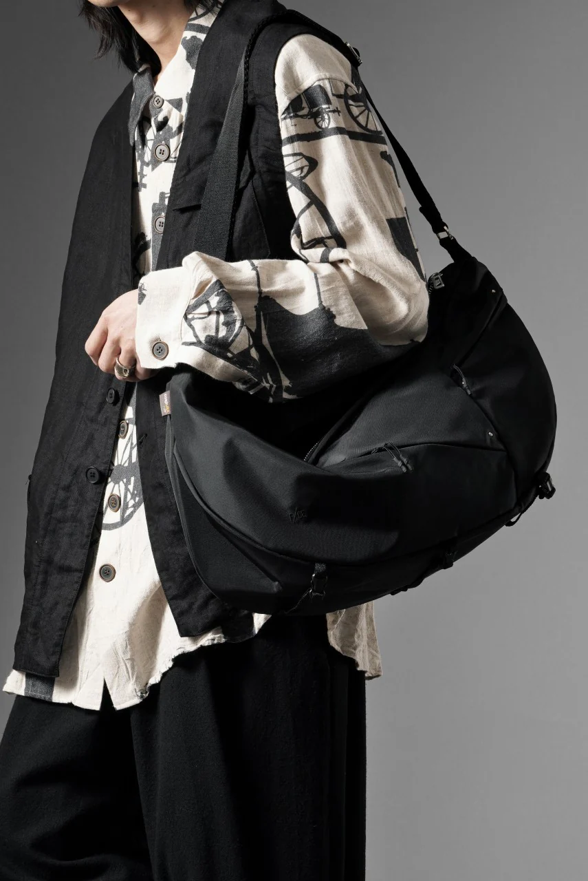 F/CE. 420 re/cor SHOULDER BAG (BLACK) - Image 12