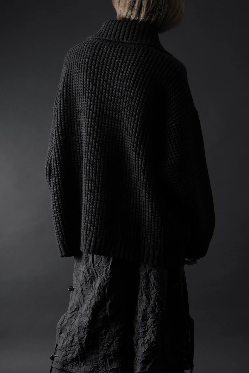 F/CE. REVERSE PATTERN COLLAR KNIT (BLACK) - Image 11