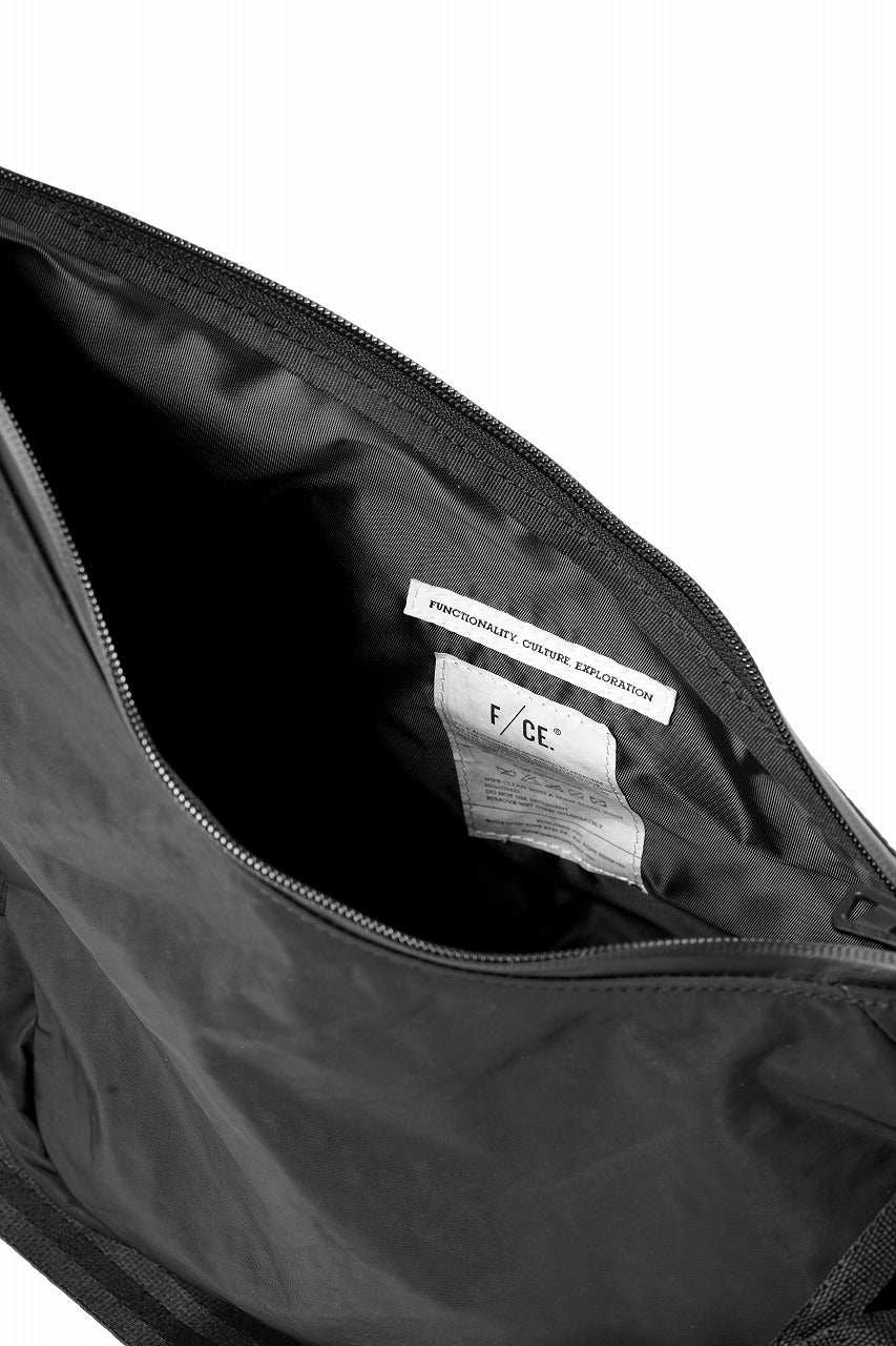 F/CE. TEXTURED TWILL HORN MINI SHOULDER BAG (BLACK) - Image 13