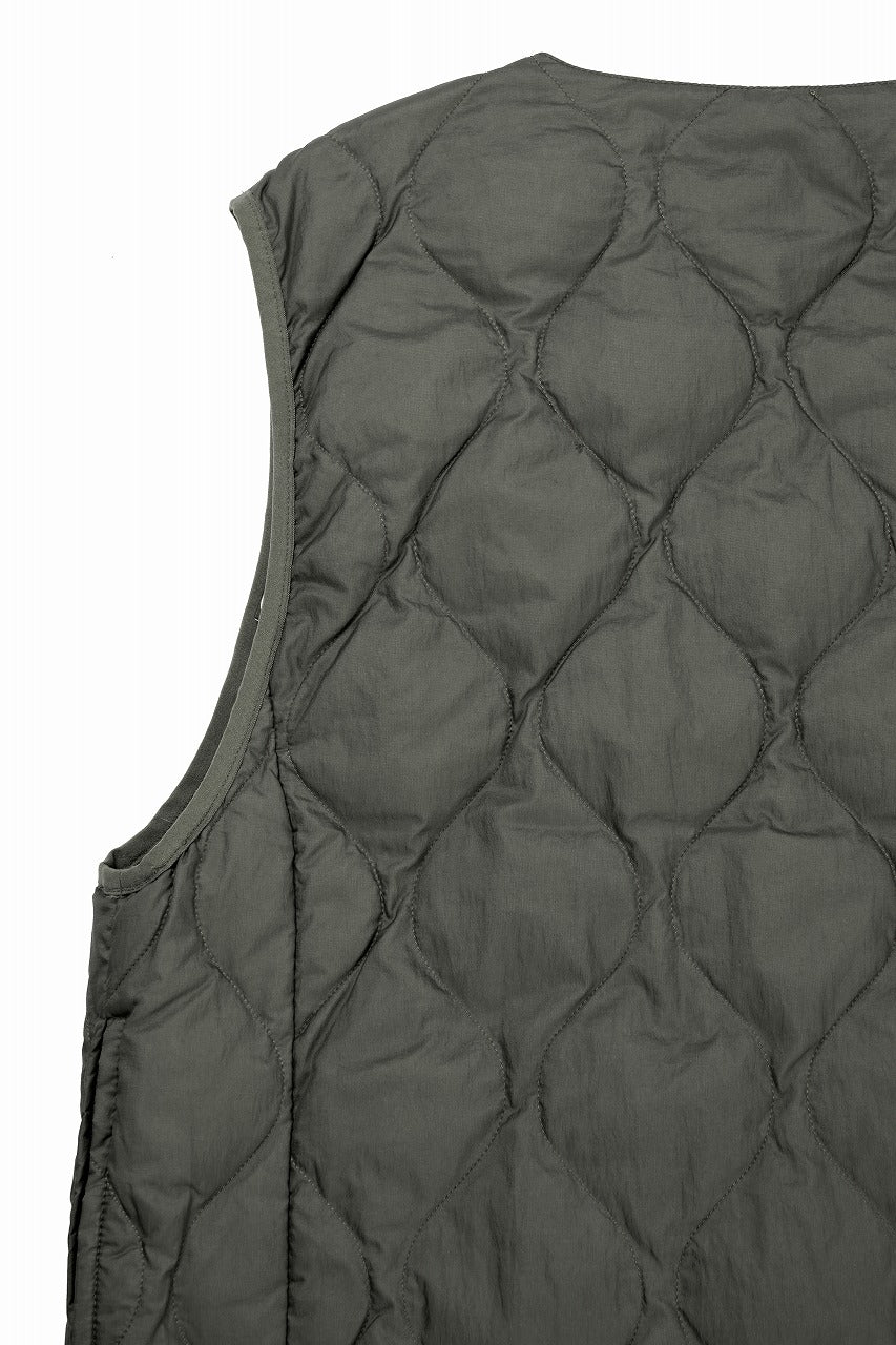 F/CE. x TAION® PACKABLE INNER DOWN VEST (OLIVE GRAY) - Image 9