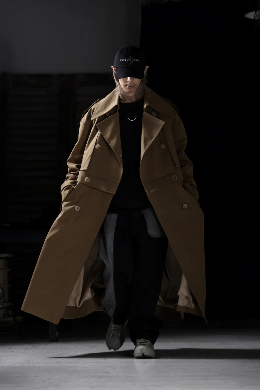 Feng Chen Wang DETACHABLE TRENCH COAT (KHAKI) - Image 32