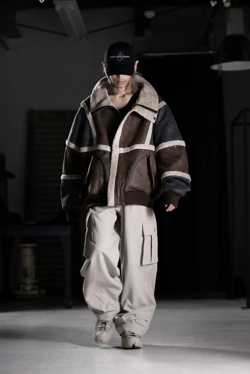 Feng Chen Wang DOUBLE SIDED SHERPA JACKET (GRAY) - Image 25