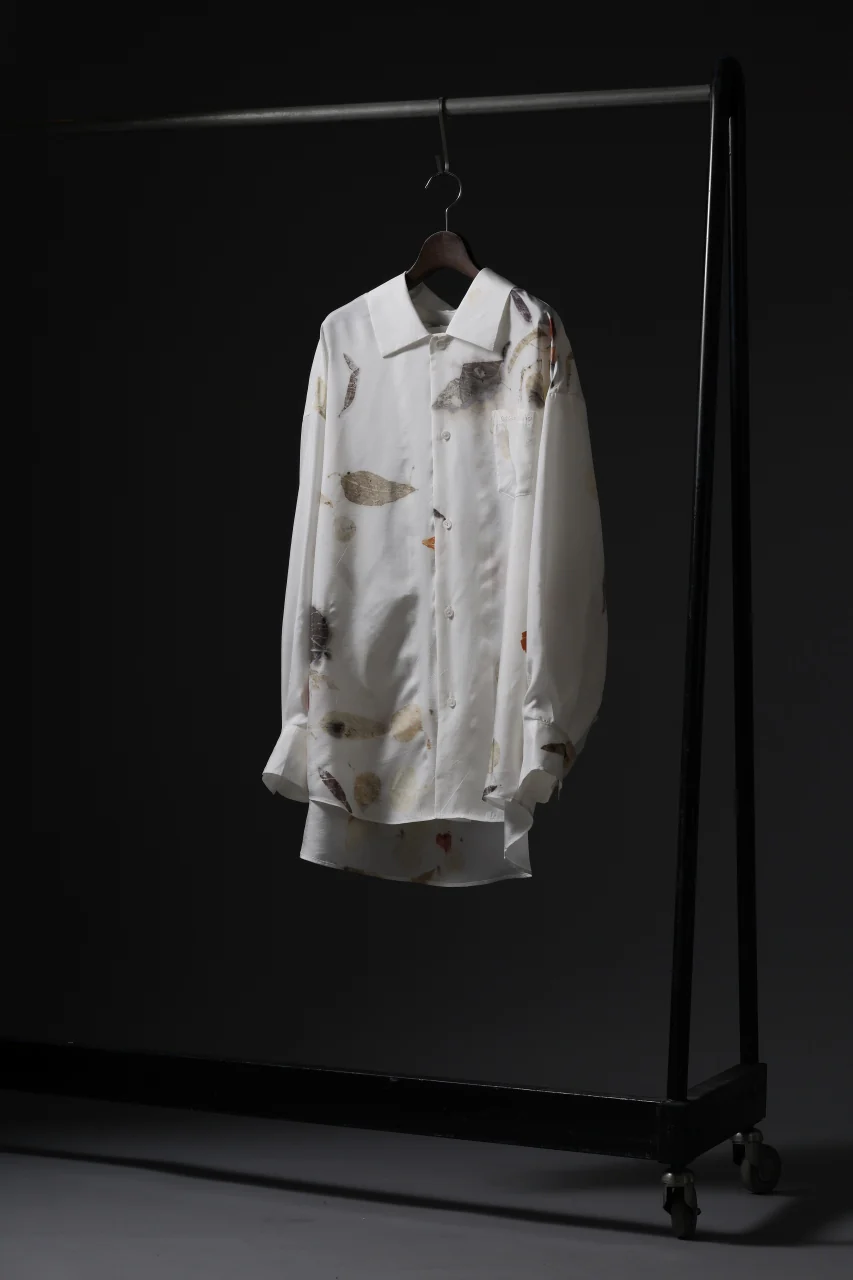 Feng Chen Wang NATURAL PLANT DYE SHIRT (WHITE) - Image 21