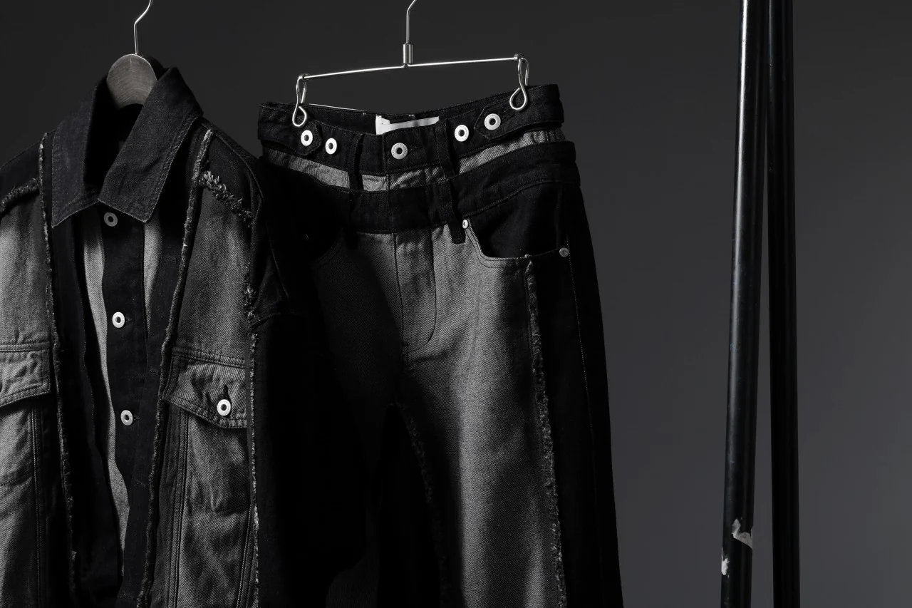 Feng Chen Wang RAW EDGE PATCHWORK DENIM JACKET (BLACK) - Image 46
