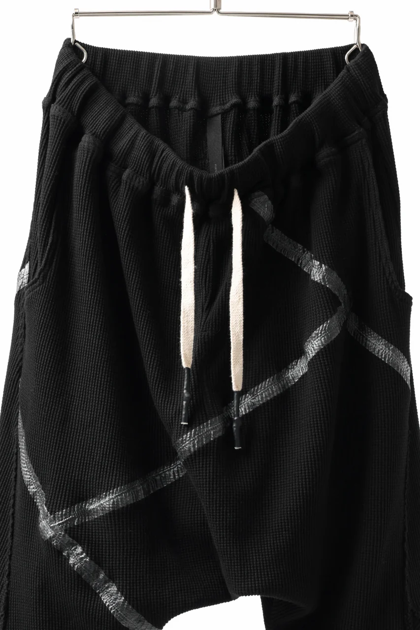 FIRST AID TO THE INJURED DATUM SHORTS / WAFFEL + SEAM TAPED (BLACK) - Image 4