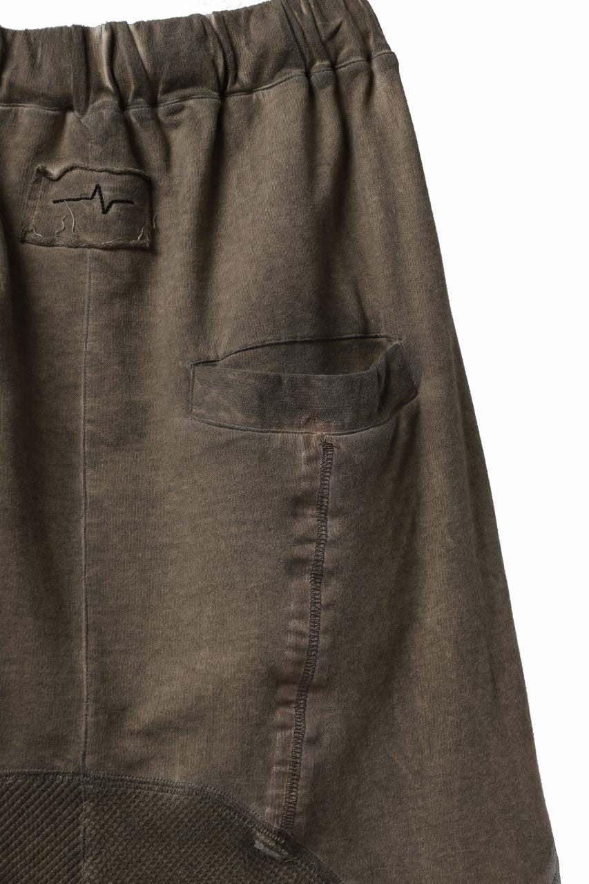 FIRST AID TO THE INJURED SEAM TAPED SHORTS / COLD DYED SWITCHING JERSEY (TIMBER WOLF) - Image 11