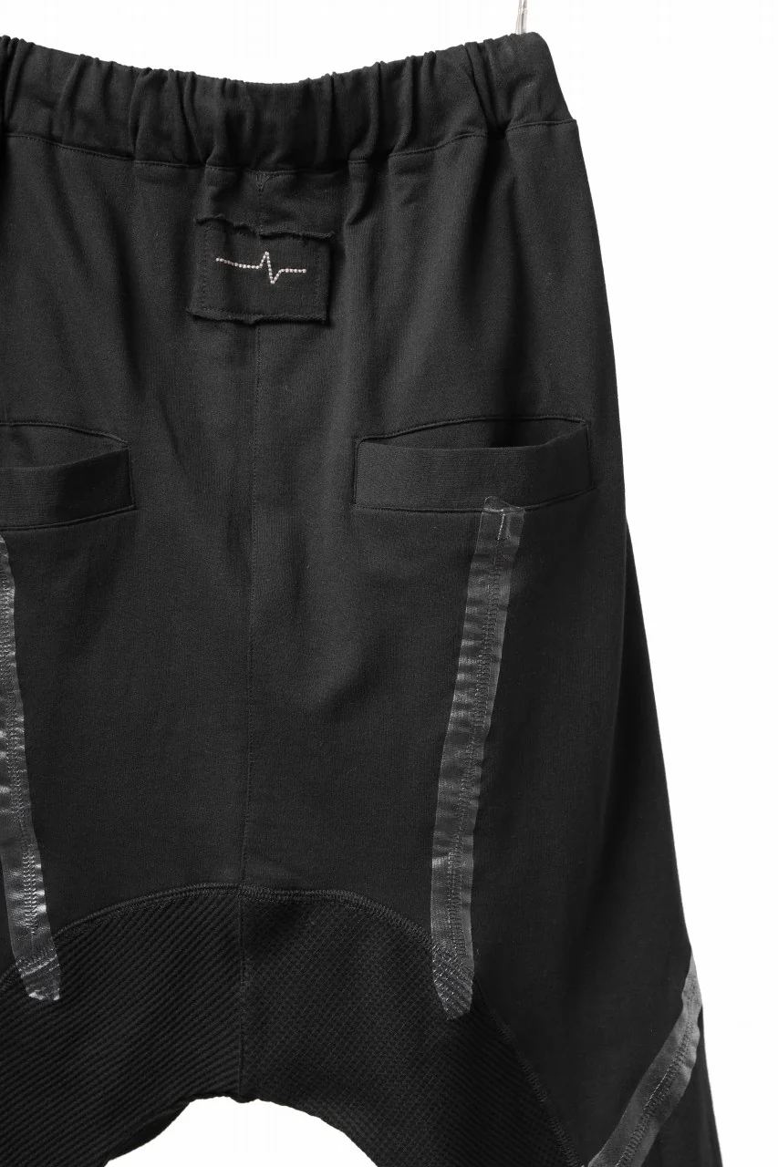 FIRST AID TO THE INJURED SEAM TAPED SHORTS / SWITCHING JERSEY (BLACK) - Image 9