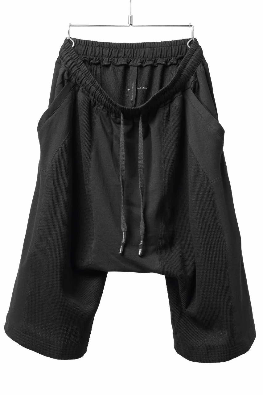 FIRST AID TO THE INJURED STRAIGHT SHORTS / SWITCHING JERSEY (BLACK)