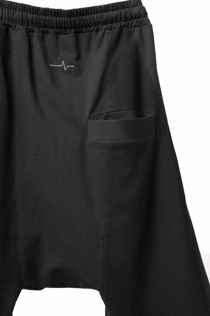 FIRST AID TO THE INJURED STRAIGHT SHORTS / SWITCHING JERSEY (BLACK) - Image 10