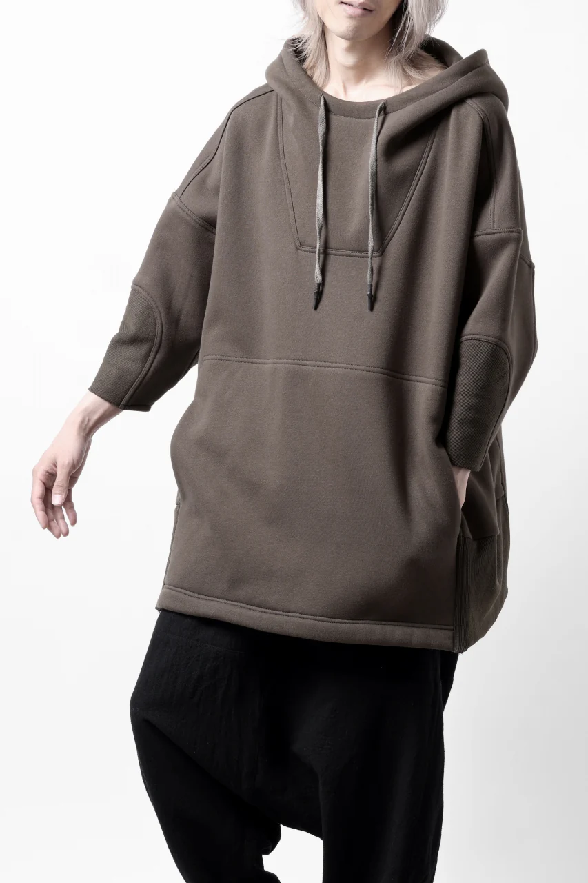 FIRST AID TO THE INJURED -TABEO- OVER HOODIE / HEAVYWEIGHT TERRY WARMER (FOSSIL) - Image 2