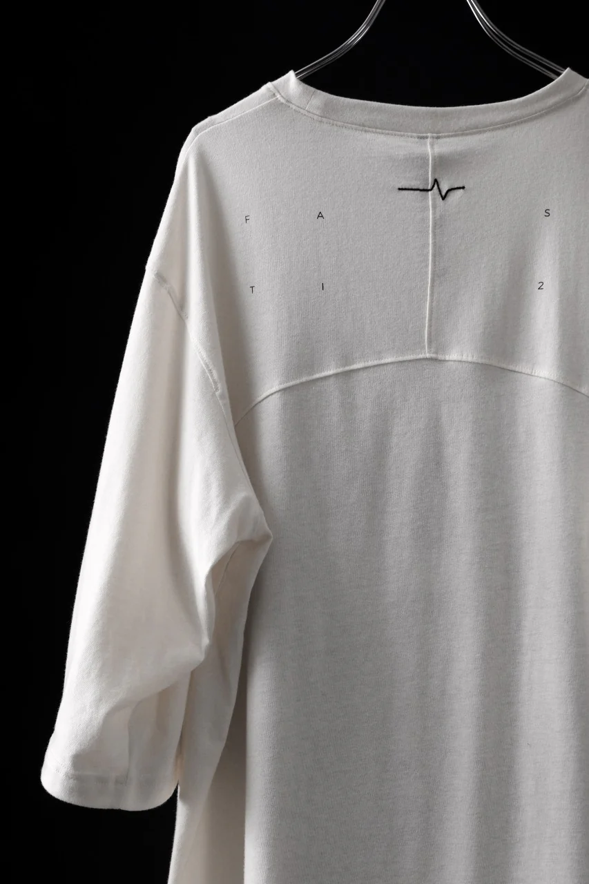 FIRST AID TO THE INJURED "THE HIDDEN" GRAPHIC T-SHIRT / COLD DYED (TURTLEDOVE) - Image 8