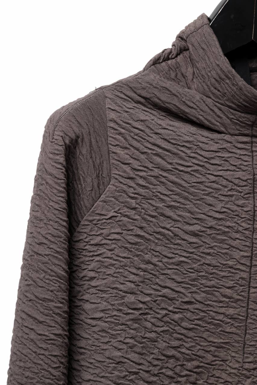 FIRST AID TO THE INJURED -UMEO- MOCK NECK LS TOPS / DOUBLE WAVY JERSEY (FOSSIL) - Image 10