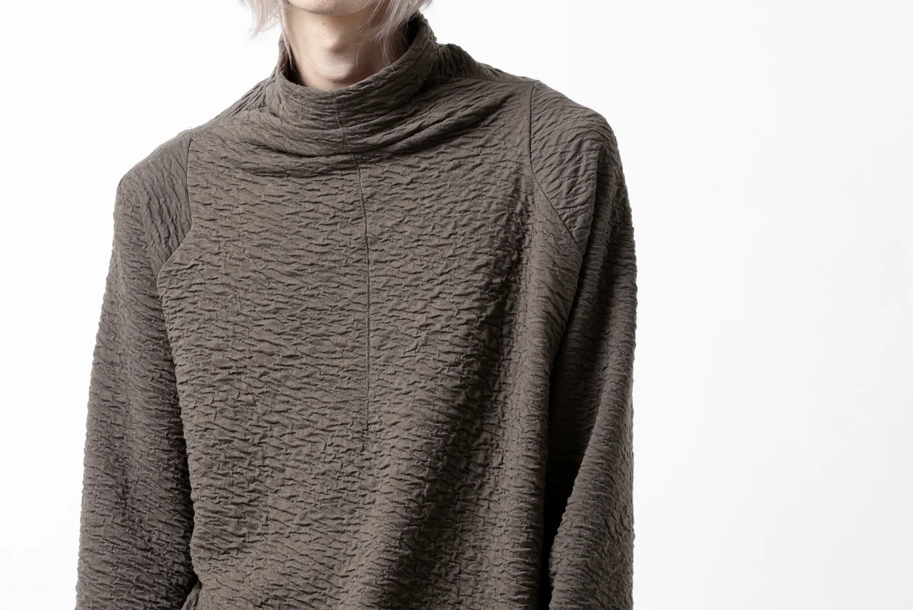 FIRST AID TO THE INJURED -UMEO- MOCK NECK LS TOPS / DOUBLE WAVY JERSEY (FOSSIL) - Image 29