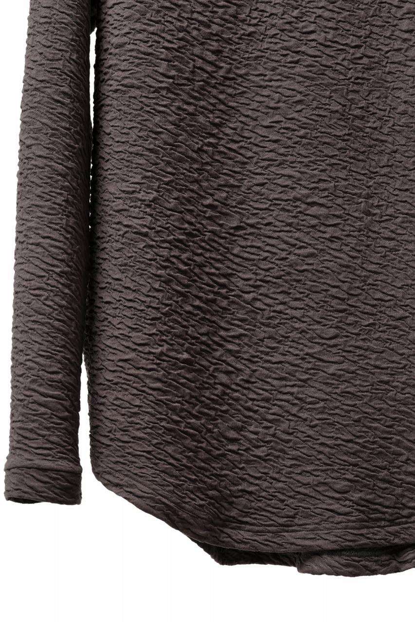 FIRST AID TO THE INJURED -UMEO- MOCK NECK LS TOPS / DOUBLE WAVY JERSEY (FOSSIL) - Image 8