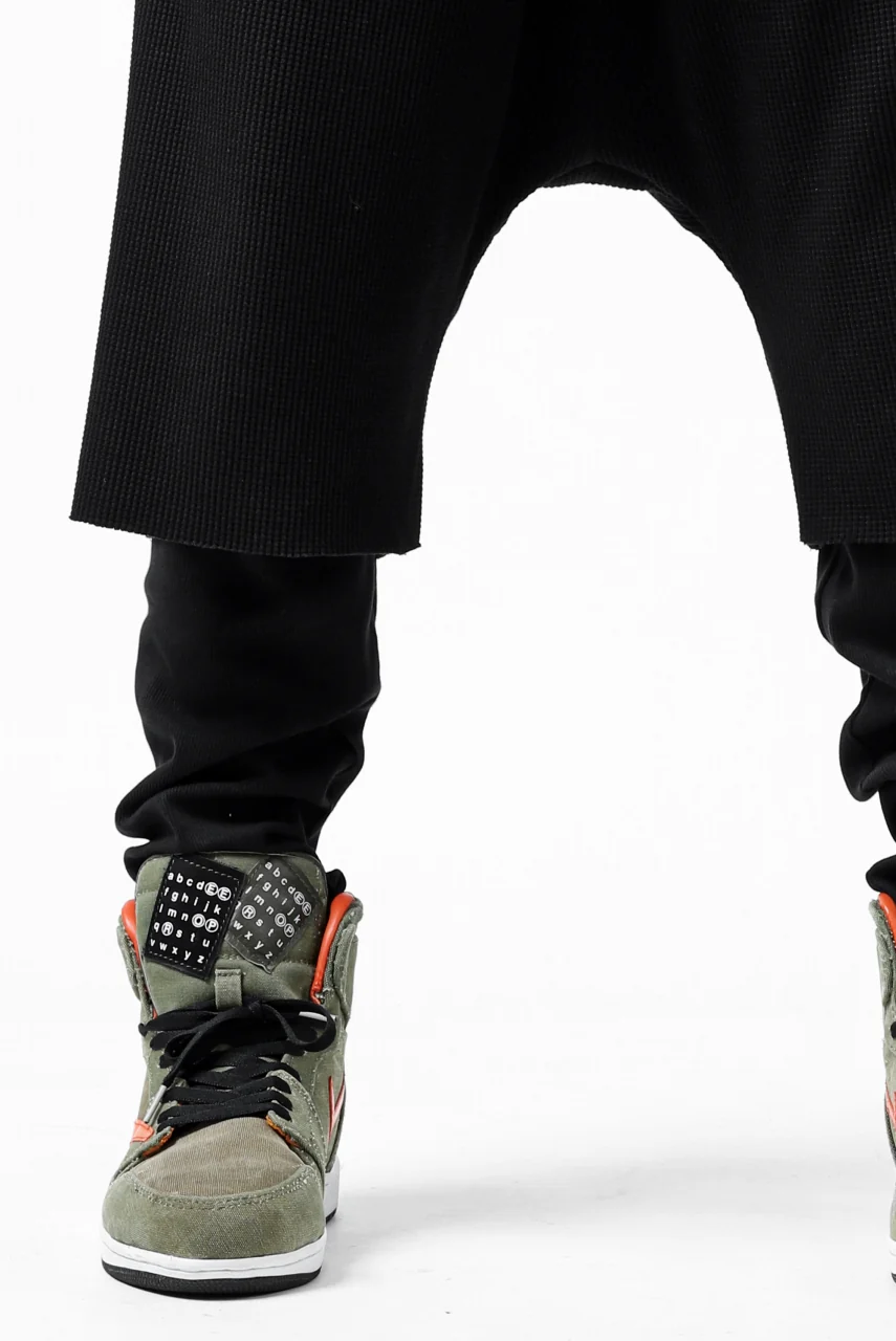 FIRST AID TO THE INJURED WURICH LAYERED PANT / WAFFEL + RIB JERSEY (BLACK) - Image 32