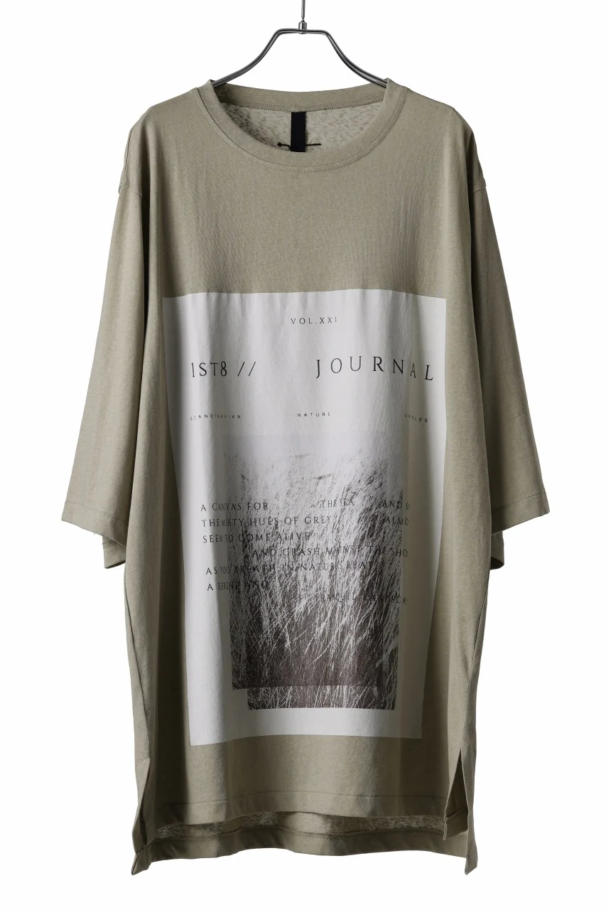 FIRST AID TO THE INJURED "ZAETE" GRAPHIC T-SHIRT (DUSTY GREEN)