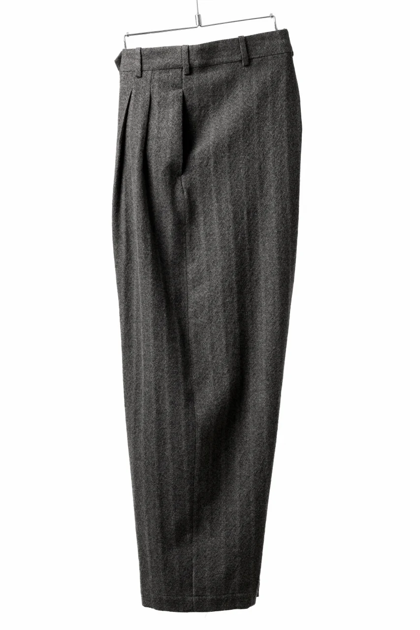 forme d'expression 2Tucked Baggy Pants (Grey) - Image 10